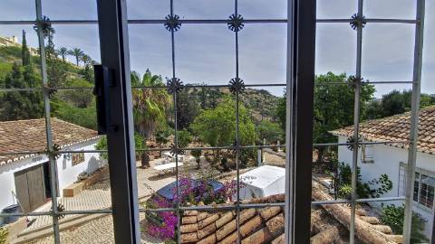 Moradia isolada T6 para venda em Cerro d'Águia, Albufeira