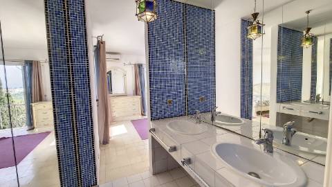 Moradia isolada T6 para venda em Cerro d'Águia, Albufeira