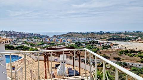 Moradia isolada T6 para venda em Cerro d'Águia, Albufeira