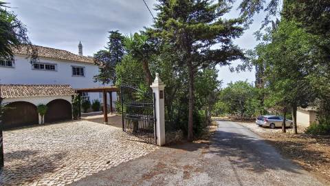 Moradia isolada T6 para venda em Cerro d'Águia, Albufeira