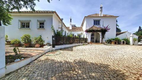 Moradia isolada T6 para venda em Cerro d'Águia, Albufeira