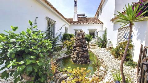 Moradia isolada T6 para venda em Cerro d'Águia, Albufeira