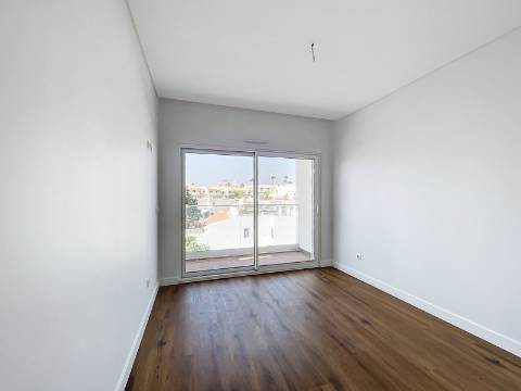 T3 com esplêndida vista mar e a 300 metros da praia em Albufeira