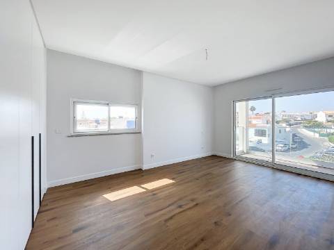 T3 com esplêndida vista mar e a 300 metros da praia em Albufeira