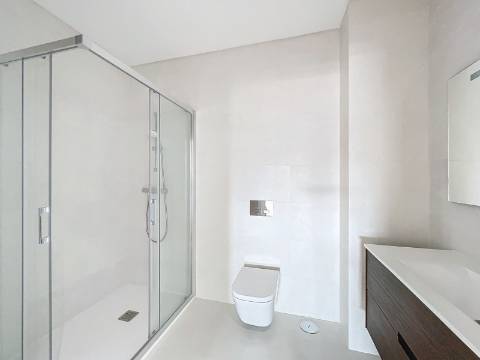 T3 com esplêndida vista mar e a 300 metros da praia em Albufeira