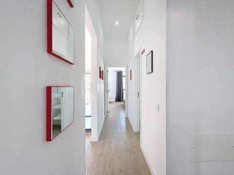 Moradia V2 com piscina e a curta distância a pé da praia em Albufeira