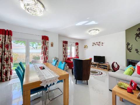 Moradia 3 quartos para venda em Albufeira e Olhos de Água