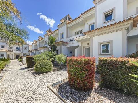 Moradia 3 quartos para venda em Albufeira e Olhos de Água