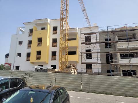 Excelente apartamento T3 em fase de construção no centro de Almancil