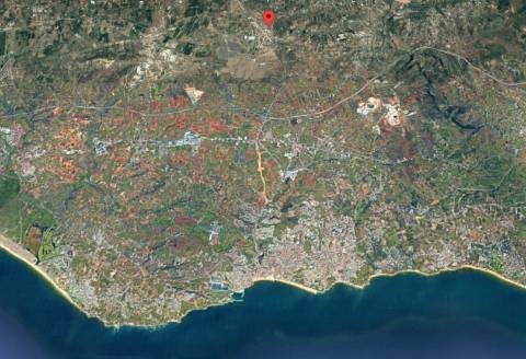 Lotes aprovados e executados para construção de prédios com piscina comum para venda em Tunes, Silves