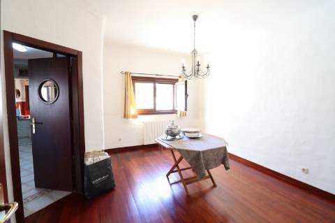 Moradia com 4+1 quartos para venda em Guia, Albufeira