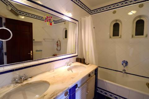 Moradia com 4+1 quartos para venda em Guia, Albufeira