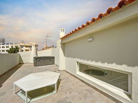 MORADIA COM 3 QUARTOS PARA VENDA EM ALBUFEIRA