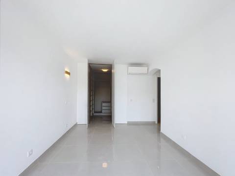 MORADIA COM 3 QUARTOS PARA VENDA EM ALBUFEIRA