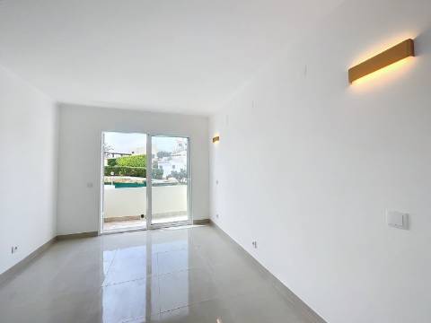 MORADIA COM 3 QUARTOS PARA VENDA EM ALBUFEIRA