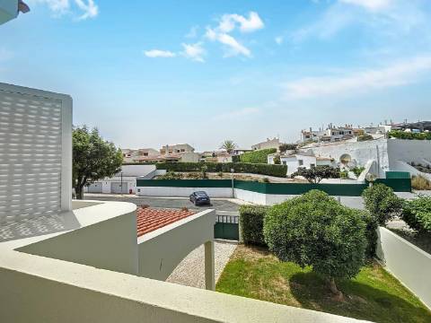 MORADIA COM 3 QUARTOS PARA VENDA EM ALBUFEIRA