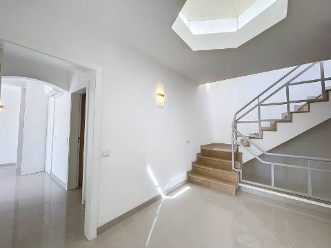 MORADIA COM 3 QUARTOS PARA VENDA EM ALBUFEIRA