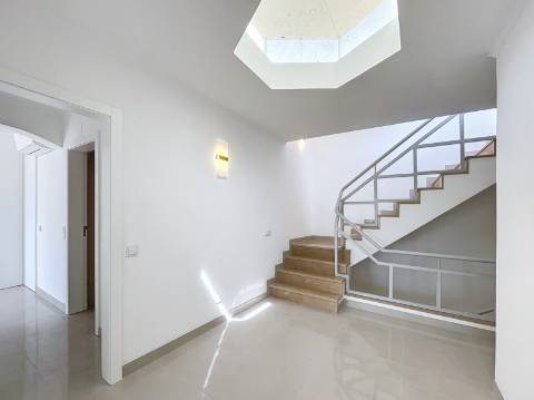 MORADIA COM 3 QUARTOS PARA VENDA EM ALBUFEIRA