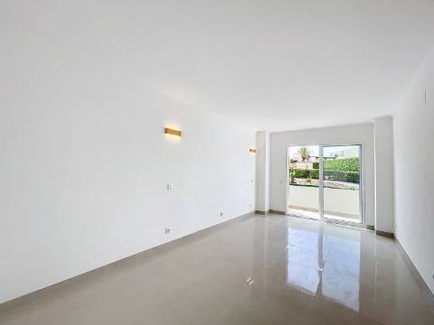 MORADIA COM 3 QUARTOS PARA VENDA EM ALBUFEIRA