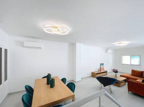 MORADIA COM 3 QUARTOS PARA VENDA EM ALBUFEIRA