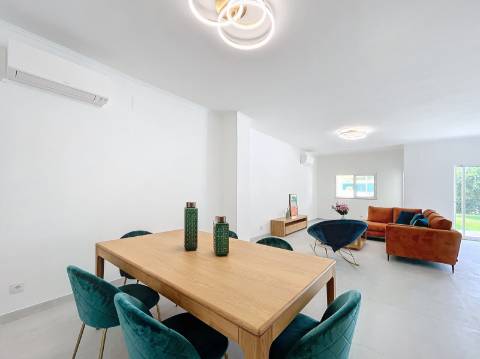 MORADIA COM 3 QUARTOS PARA VENDA EM ALBUFEIRA