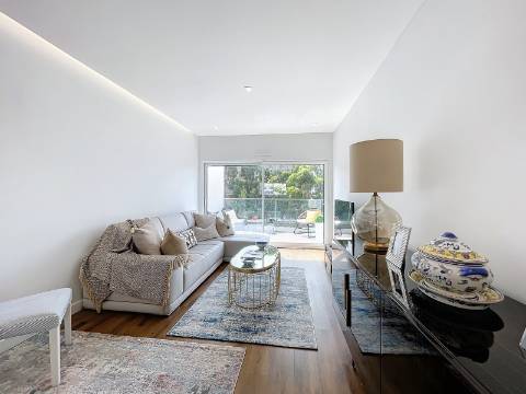 T2 com esplêndida vista mar e a 300 metros da praia em Albufeira