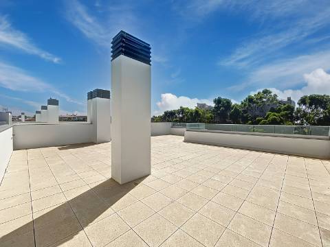 T2 com esplêndida vista mar e a 300 metros da praia em Albufeira