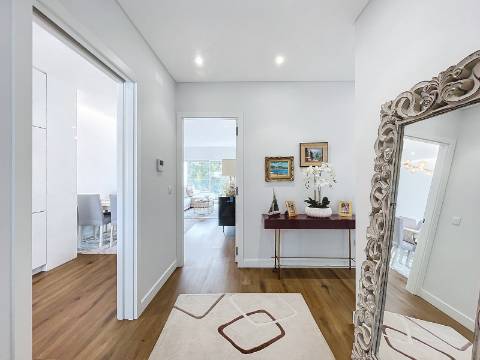 T2 com esplêndida vista mar e a 300 metros da praia em Albufeira