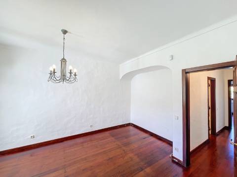 Moradia com 4+1 quartos para venda em Guia, Albufeira