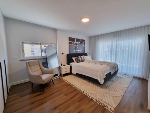 Fantástico Apartamento T3 com vista Mar, piscina e garagem, a 250 metros da Praia - Albufeira