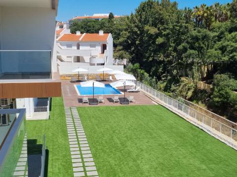 Fantástico Apartamento T3 com vista Mar, piscina e garagem, a 250 metros da Praia - Albufeira