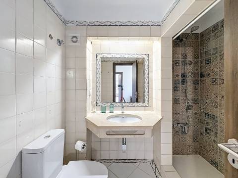 Moradia T3+1 quartos para venda em Albufeira e Olhos de Água