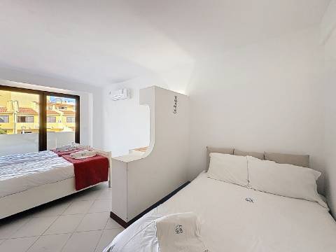 Moradia T3+1 quartos para venda em Albufeira e Olhos de Água