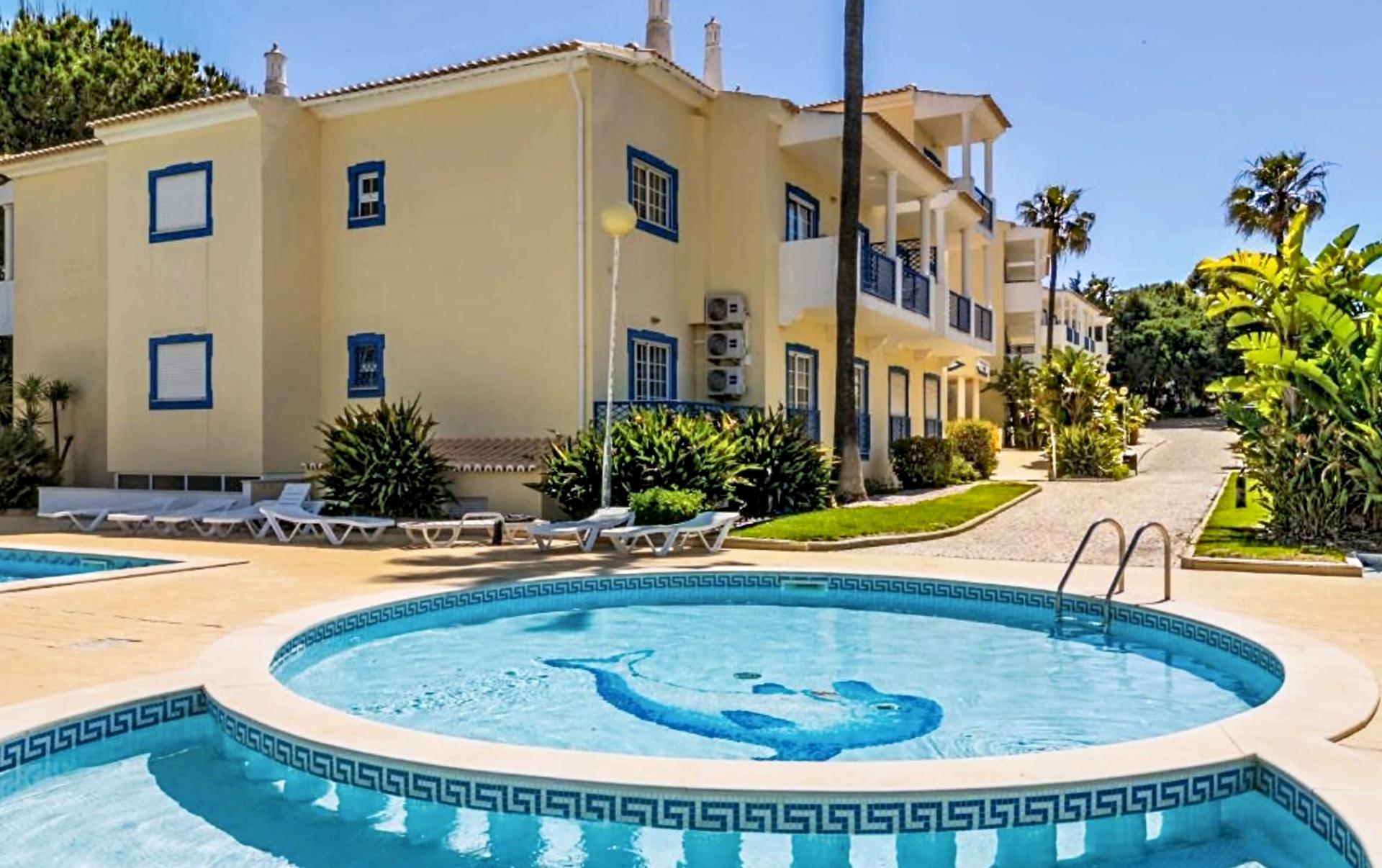 Apartamento T1+1 para venda em Albufeira e Olhos de Água