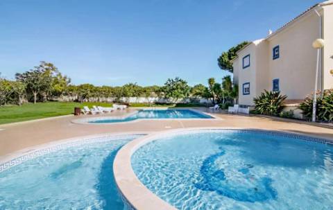 Apartamento T1+1 para venda em Albufeira e Olhos de Água