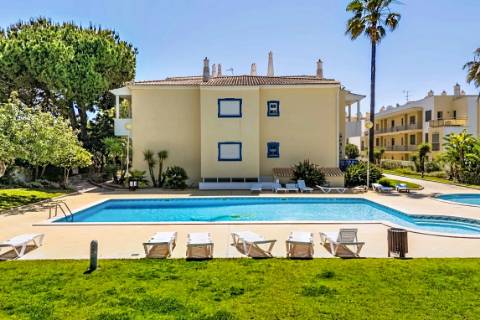 Apartamento T1+1 para venda em Albufeira e Olhos de Água