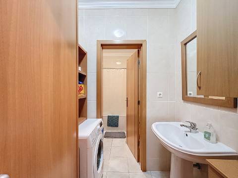 Apartamento T1+1 para venda em Albufeira e Olhos de Água