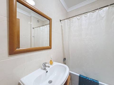 Apartamento T1+1 para venda em Albufeira e Olhos de Água