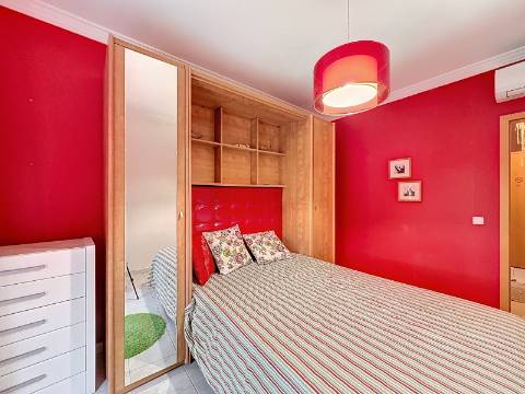 Apartamento T1+1 para venda em Albufeira e Olhos de Água