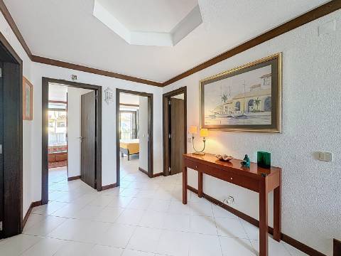 Moradia T3+1 quartos para venda em Albufeira e Olhos de Água