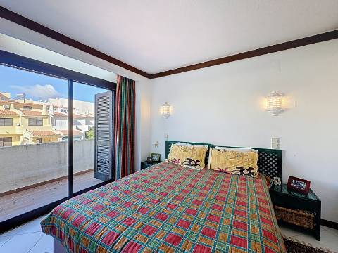 Moradia T3+1 quartos para venda em Albufeira e Olhos de Água