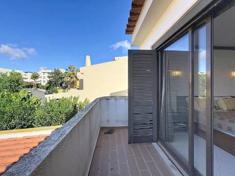 Moradia T3+1 quartos para venda em Albufeira e Olhos de Água