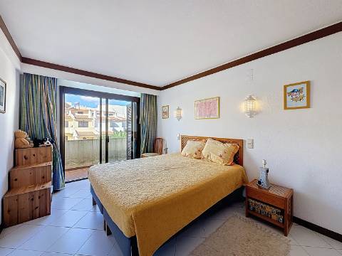 Moradia T3+1 quartos para venda em Albufeira e Olhos de Água