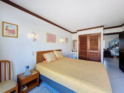 Moradia T3+1 quartos para venda em Albufeira e Olhos de Água