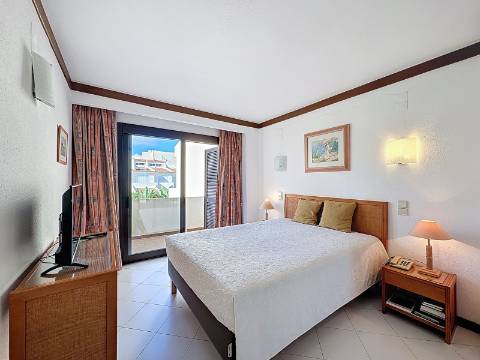 Moradia T3+1 quartos para venda em Albufeira e Olhos de Água