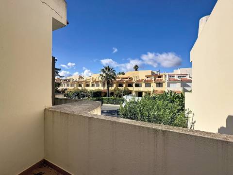 Moradia T3+1 quartos para venda em Albufeira e Olhos de Água