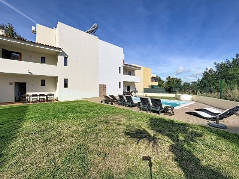 Moradia T3+1 quartos para venda em Albufeira e Olhos de Água