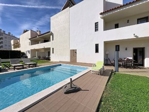 Moradia T3+1 quartos para venda em Albufeira e Olhos de Água