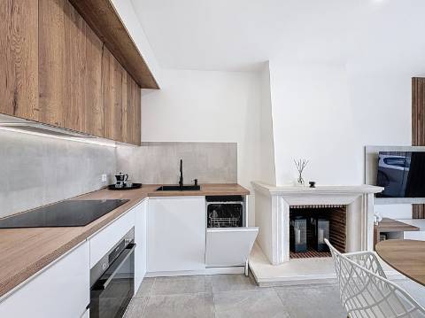 Apartamento T0+1 quarto renovado em Albufeira , Oura