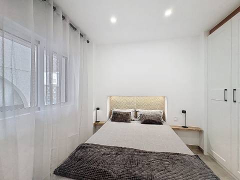 Apartamento T0+1 quarto renovado em Albufeira , Oura